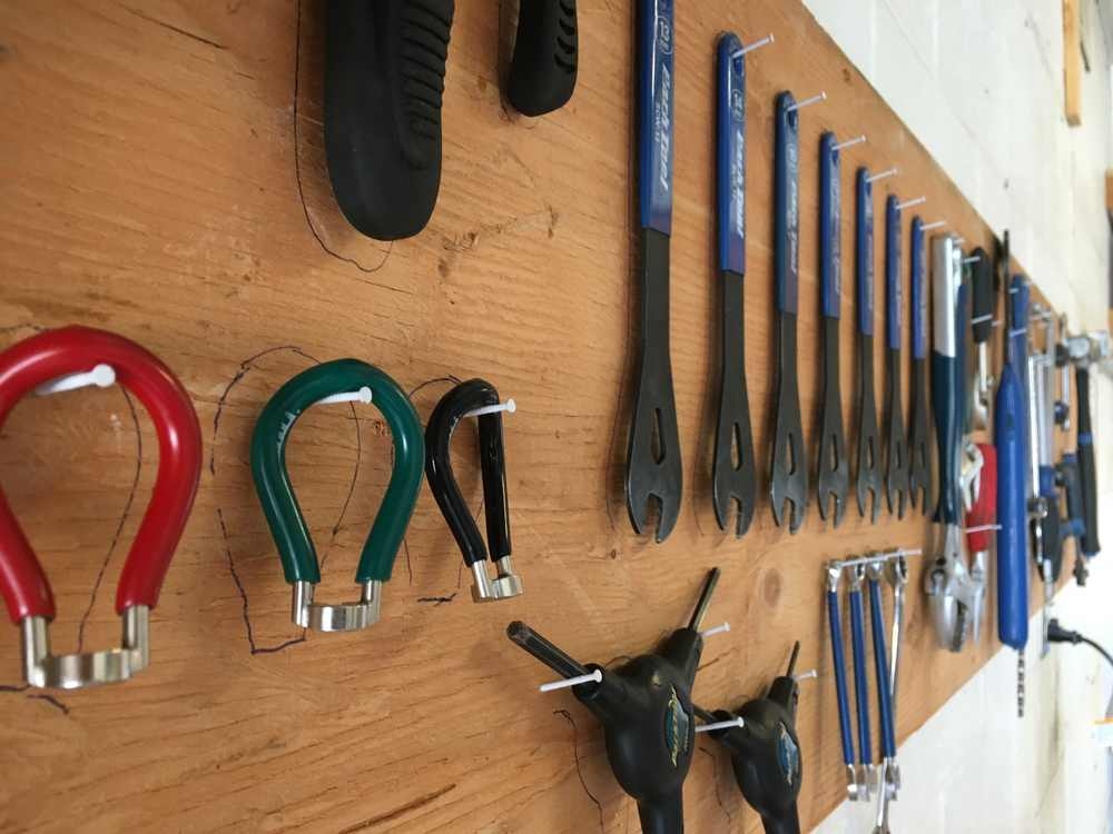 GVSU BIKE SHOP RELOCATES TO GVA